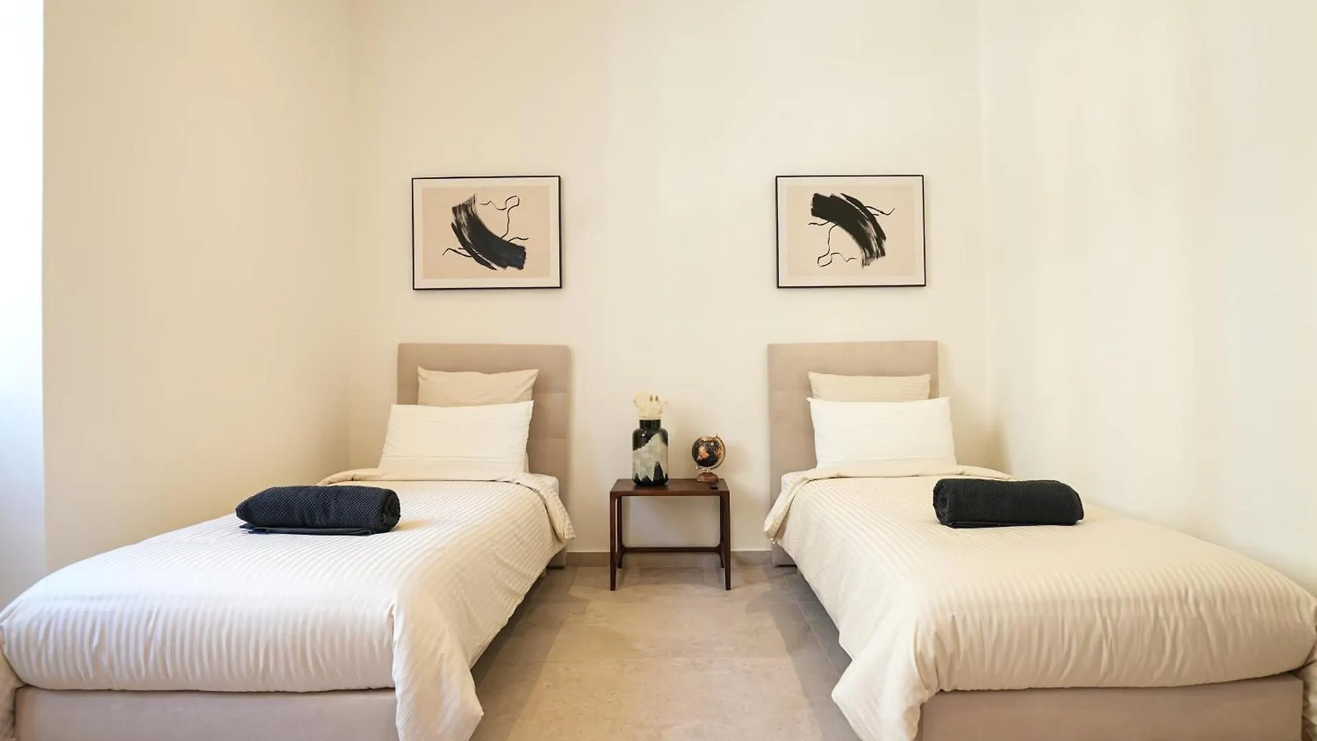 Massena Infinity Apartment Nice