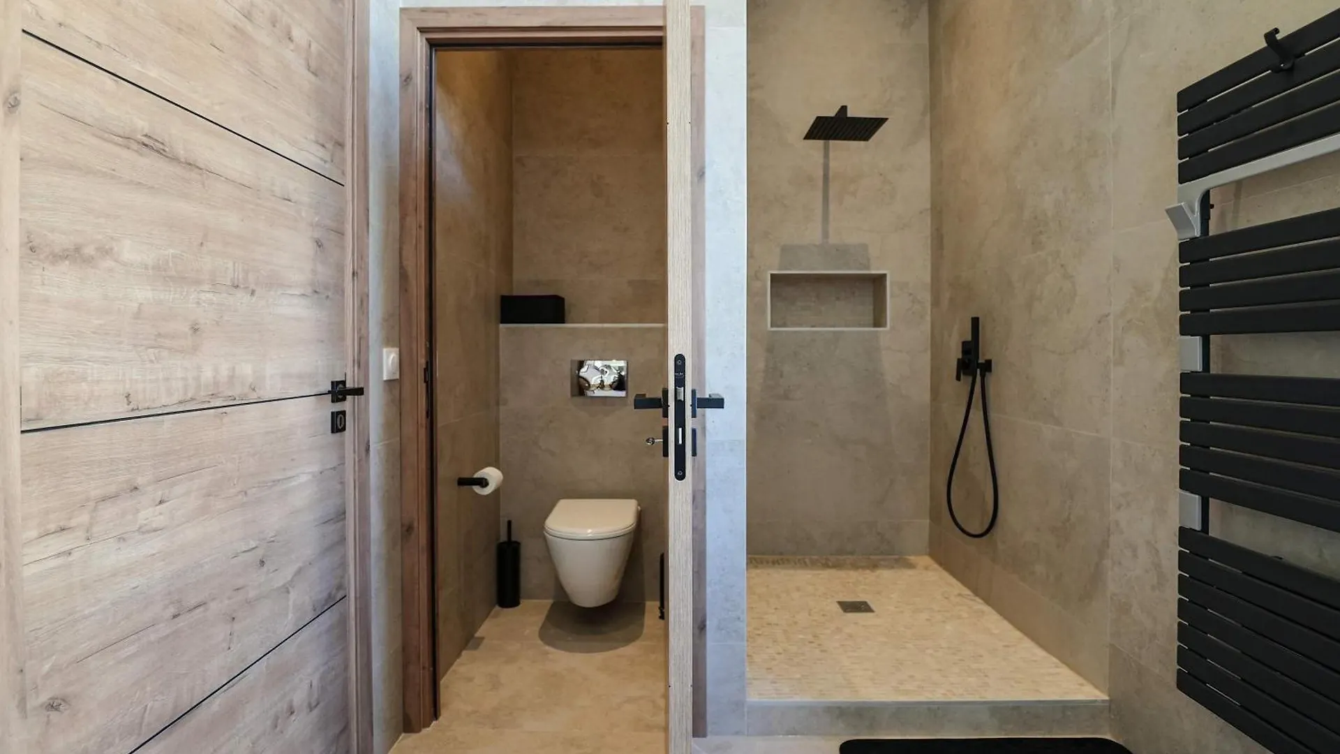Massena Infinity Apartment Nice