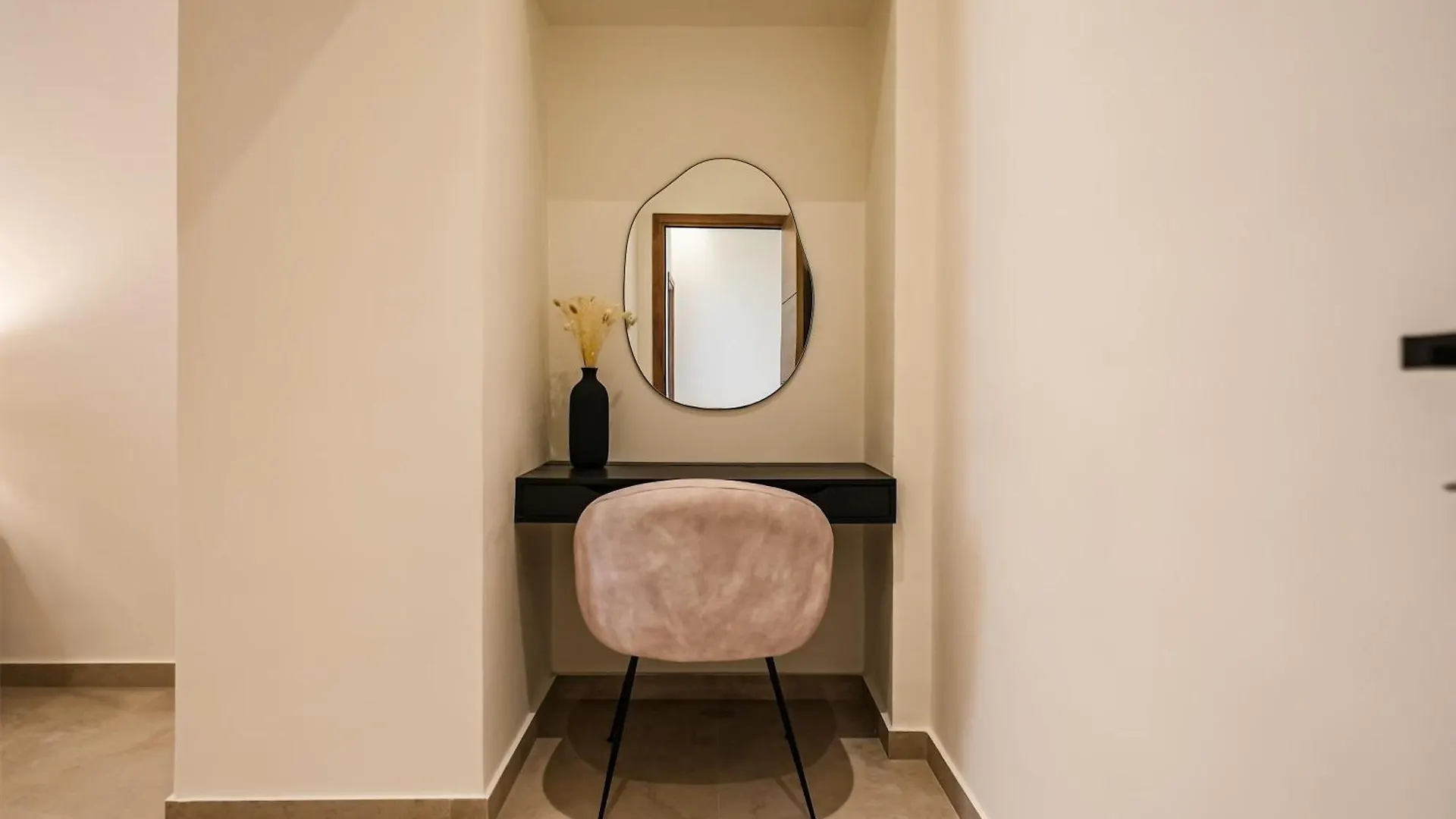 Massena Infinity Apartment Nice